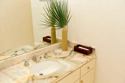  Maximalist Family Home Bathroom. Beverly Hills Nostalgia by The Luster Kind.