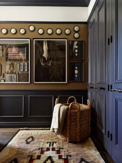  Country Country House Entry and Hall. Oklahoma Country House by Greg Natale.
