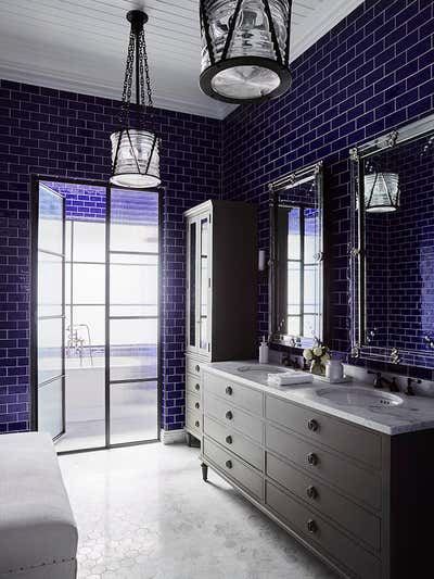 Transitional Vacation Home Bathroom. Avoca House by Greg Natale.