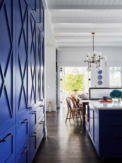  Beach Style Vacation Home Kitchen. Avoca House by Greg Natale.