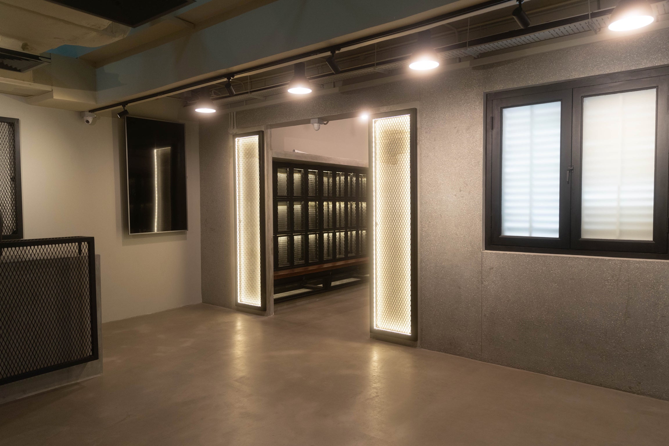 Minimalist Lobby and Reception