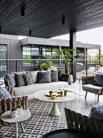  Transitional Country House Patio and Deck. Barwon River House by Greg Natale.