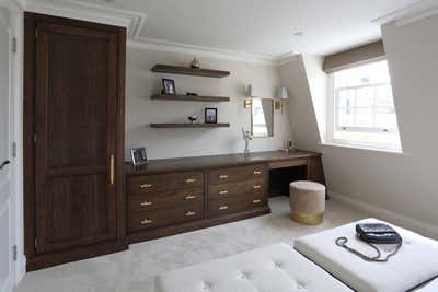  Traditional Family Home Bedroom. London Townhouse, Chelsea by Gomm Studio Ltd.