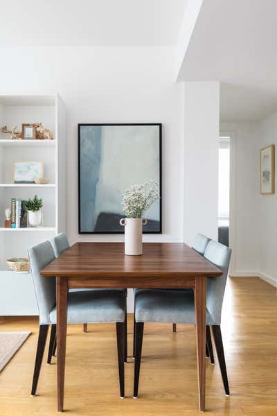  Coastal Apartment Dining Room. Cambridge Residence by The Lovely Locale.