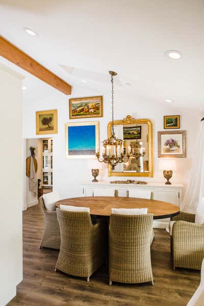  Cottage Family Home Dining Room. St. Helena Jewel Box by Bette Abbott Interior Design.