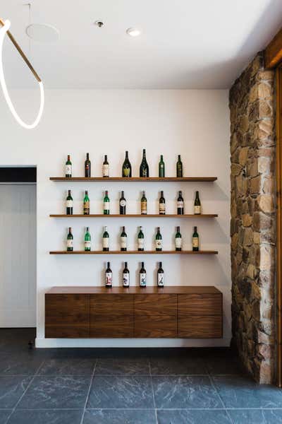  Retail Lobby and Reception. Napa Valley Wine Gallery by Bette Abbott Interior Design.