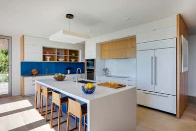  Coastal Beach House Kitchen. Modern Oceanside Retreat by Eleven Interiors LLC.