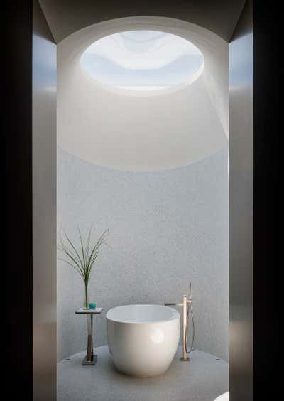 Contemporary Family Home Bathroom. Union Bay by Studio AM Architecture & Interiors.