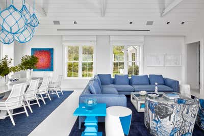  Beach Style Living Room. Montauk Home by Ghislaine Viñas .