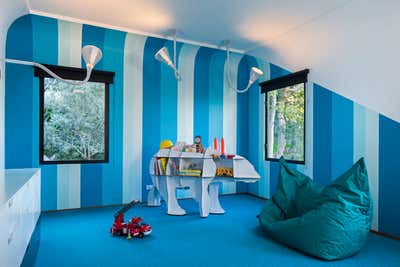  Contemporary Family Home Bedroom. Los Feliz Home by Ghislaine Viñas .