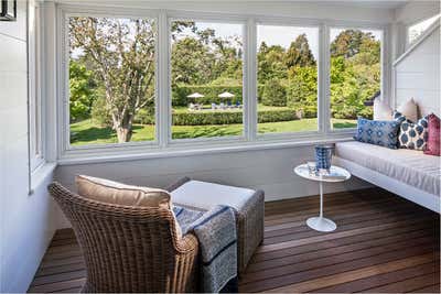  Beach Style Beach House Open Plan. Sagaponack by J Cohler Mason Design.