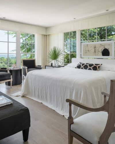  Cottage Family Home Bedroom. Bungalow by Betsy Brown Inc.
