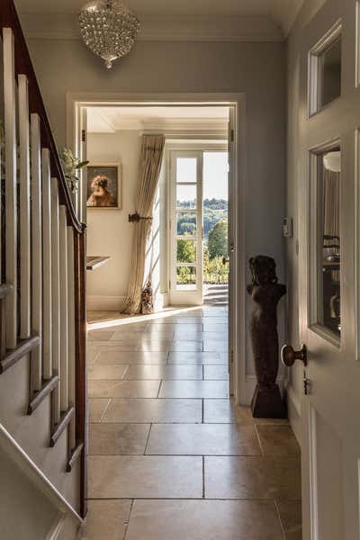  Transitional Country House Entry and Hall. Cotswold Country House by Siobhan Loates Design LTD.