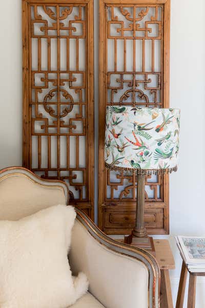  English Country Living Room. Cotswold Country House by Siobhan Loates Design LTD.