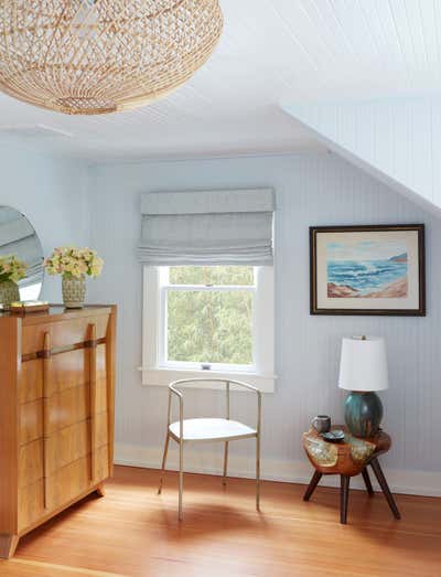  Cottage Bedroom. Venice Bungalow  by Jeff Andrews - Design.