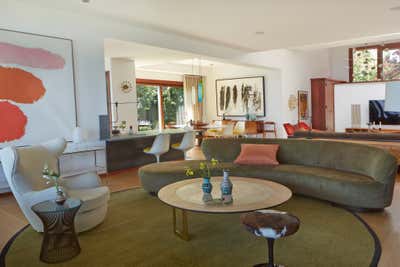  Mid-Century Modern Family Home Living Room. Bayfront House by Michael Haverland Architect.
