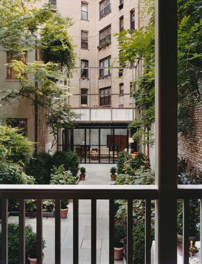  Transitional Family Home Patio and Deck. Garden Pavilion by Michael Haverland Architect.