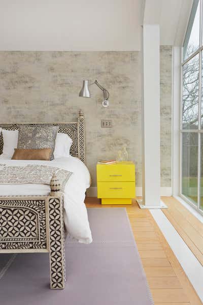  Eclectic Family Home Bedroom. Shelter Island House by Michael Haverland Architect.