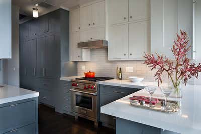 Modern Apartment Kitchen. Westside Modern by Glenn Gissler Design.
