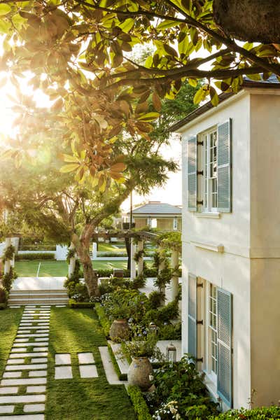  Hollywood Regency Family Home Exterior. A Georgian-style Sydney Estate by Dylan Farrell Design.