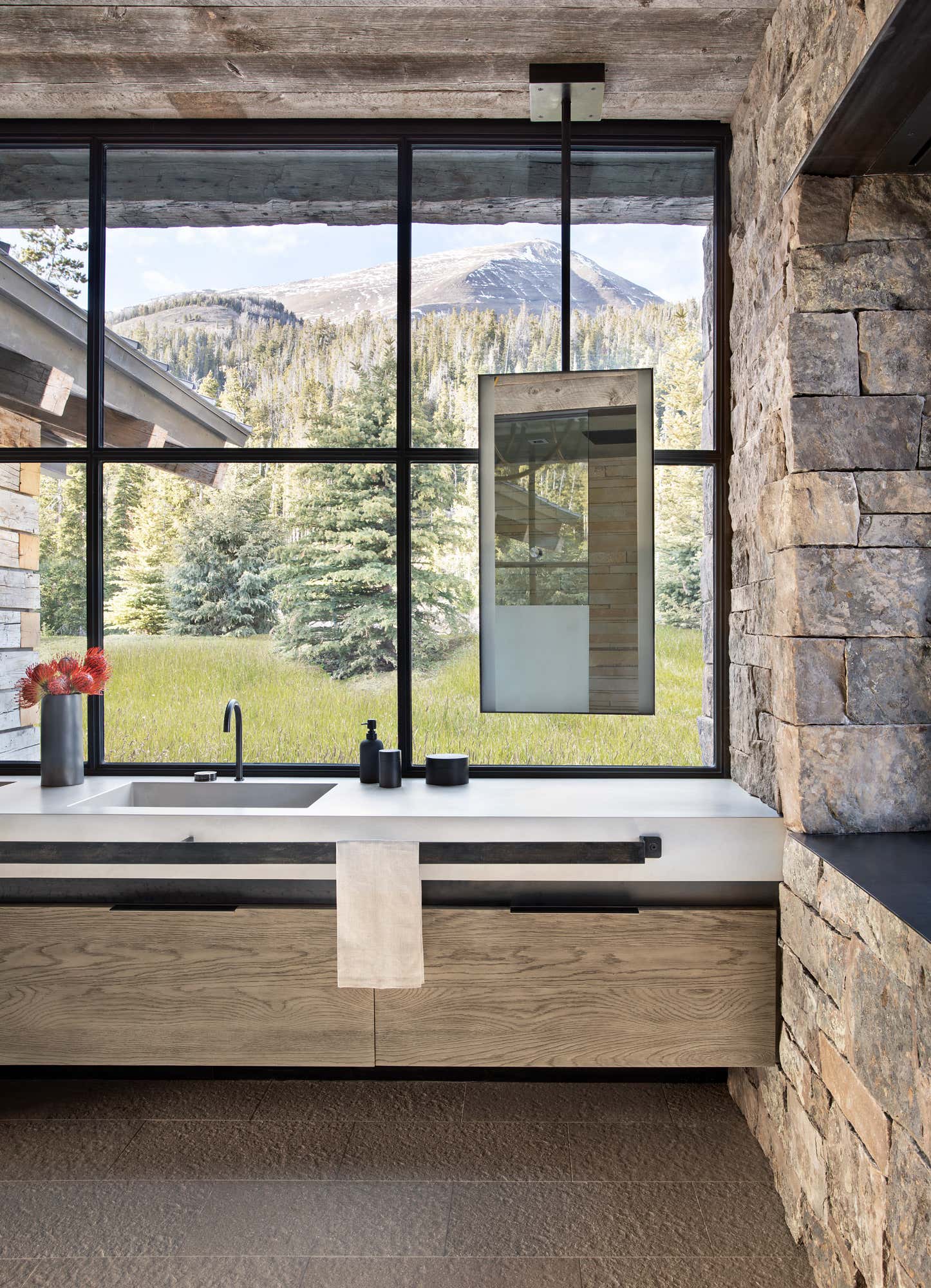 Wit's End by Lisa Kanning Interior Design | 1stDibs