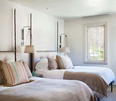 Modern Vacation Home Bedroom. Mt. Barlow by Lisa Kanning Interior Design.
