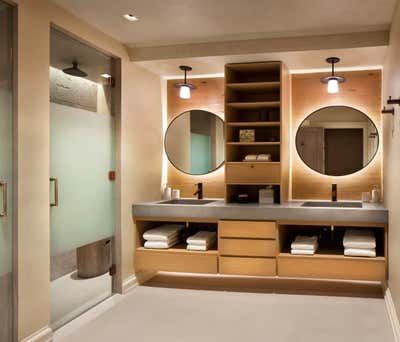 Modern Vacation Home Bathroom. Mt. Barlow by Lisa Kanning Interior Design.