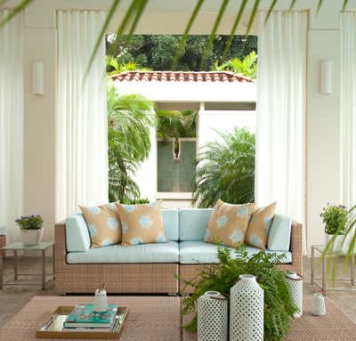  Eclectic Regency Family Home Patio and Deck. Island Elegance by Solis Betancourt & Sherrill.