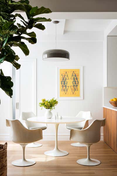  Mid-Century Modern Apartment Dining Room. PARK AVENUE / 39TH STREET by Capponi Studio LTD..