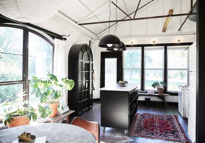  Eclectic Apartment Kitchen.  Garage Apartment by Ruell and Ray LLC.