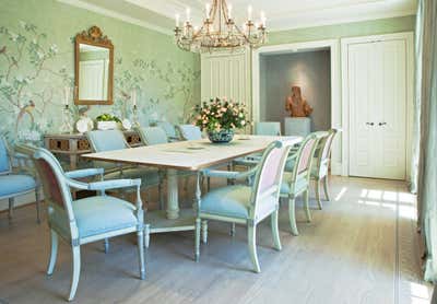  Traditional Family Home Dining Room. Potomac Project by Solis Betancourt & Sherrill.