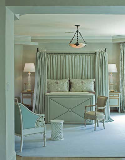  Traditional Family Home Bedroom. Potomac Project by Solis Betancourt & Sherrill.