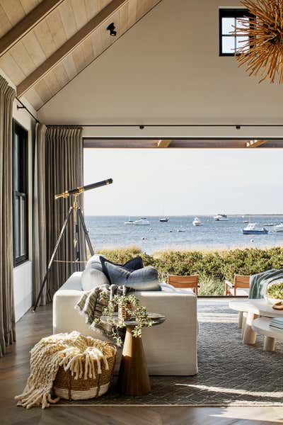  Contemporary Beach House Living Room. Nantucket Family Compound by Workshop APD.