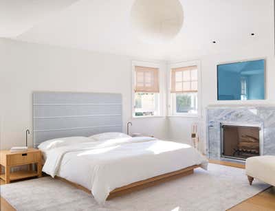  Contemporary Beach House Bedroom. Southampton Residence by Ayromloo Design.