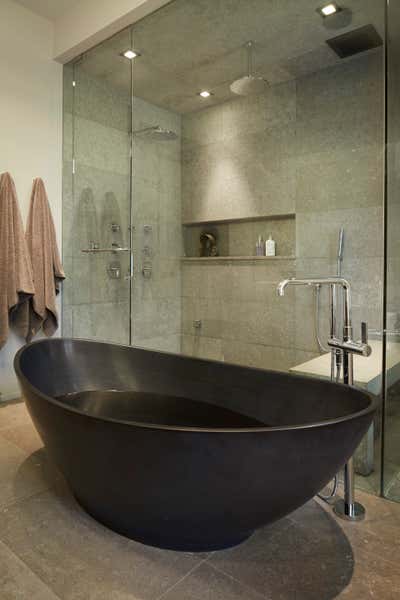  Contemporary Family Home Bathroom. Easily Entertained by Soucie Horner, Ltd..