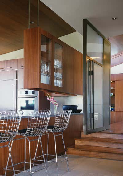  Modern Family Home Kitchen. House in Tucson by Eve Robinson Associates.