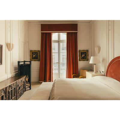  French Apartment Bedroom. Invalides by CASIRAGHI.