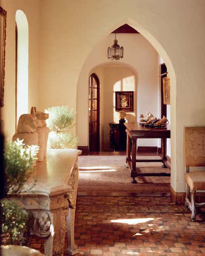  French Family Home Entry and Hall. Old Masters by Solis Betancourt & Sherrill.
