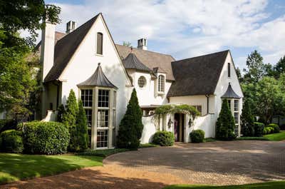  Traditional Family Home Exterior. Memphis  by Cameron Design Group.