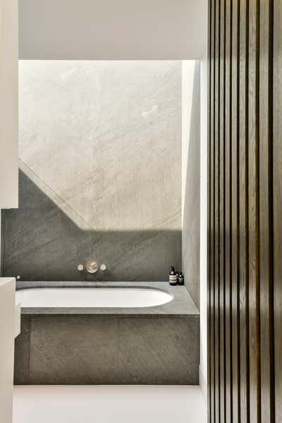  Contemporary Eclectic Family Home Bathroom. Notting Hill Villa by Balzar London.