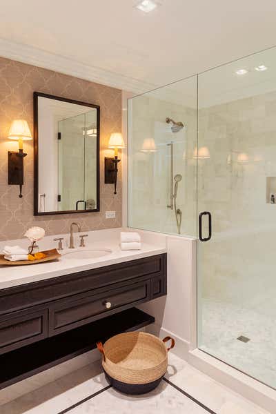  Hotel Bathroom. Ojai Valley Inn - Spa Penthouses by BAR Architects & Interiors.