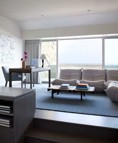 Contemporary Beach House Office and Study. Xanadune  by Wesley Moon Inc..