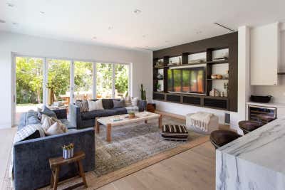  Coastal Family Home Living Room. Glenavon by Studio K Design - Los Angeles.