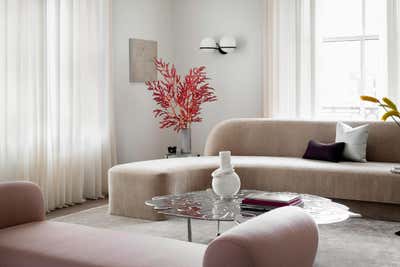 Modern Hotel Living Room. The Belnord by Rafael de Cárdenas, Ltd..