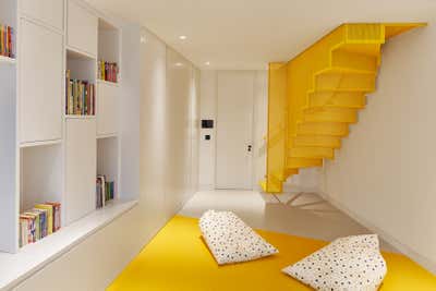  Contemporary Family Home Children's Room. Notting Hill Villa, London, UK by Peter Mikic Interiors.