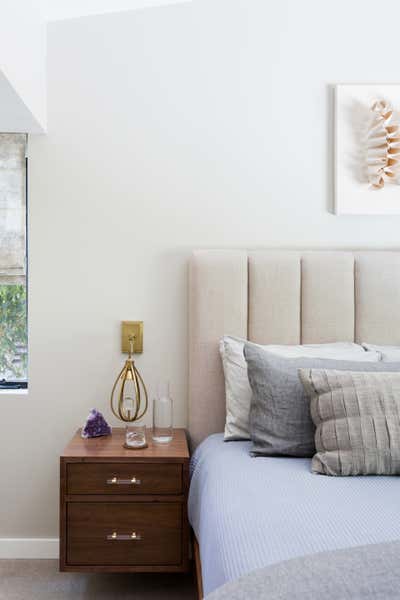  Mid-Century Modern Family Home Bedroom. Brentwood by Laura Roberts Interiors.