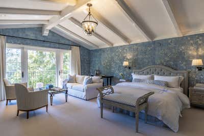  Rustic Bedroom. Casa del Dos Palmas by The Warner Group Architects, Inc..