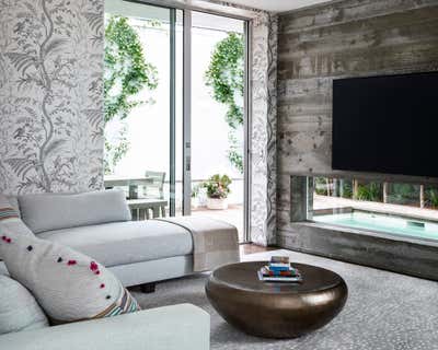  Contemporary Beach House Living Room. Venice Beach Residence by Daun Curry Design Studio.