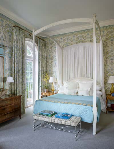  Traditional Beach House Bedroom. Palm Beach Residence by Bunny Williams Inc..