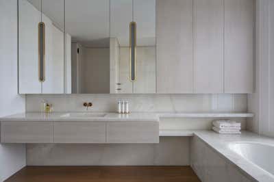  Contemporary Family Home Bathroom. Notting Hill Villa, London, UK by Peter Mikic Interiors.
